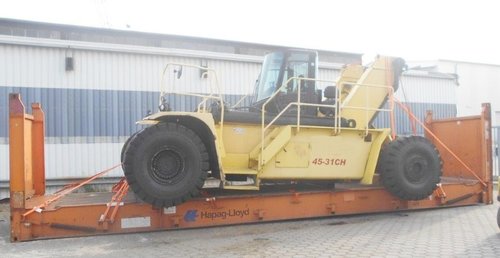 reach stacker chassis Hyster RS45 on flatrack